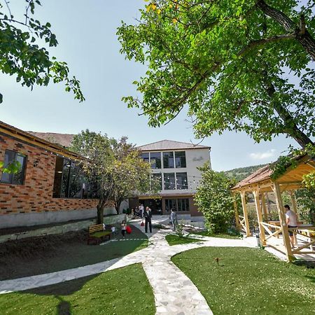 Madin Eco Hotel Debed Dış mekan fotoğraf