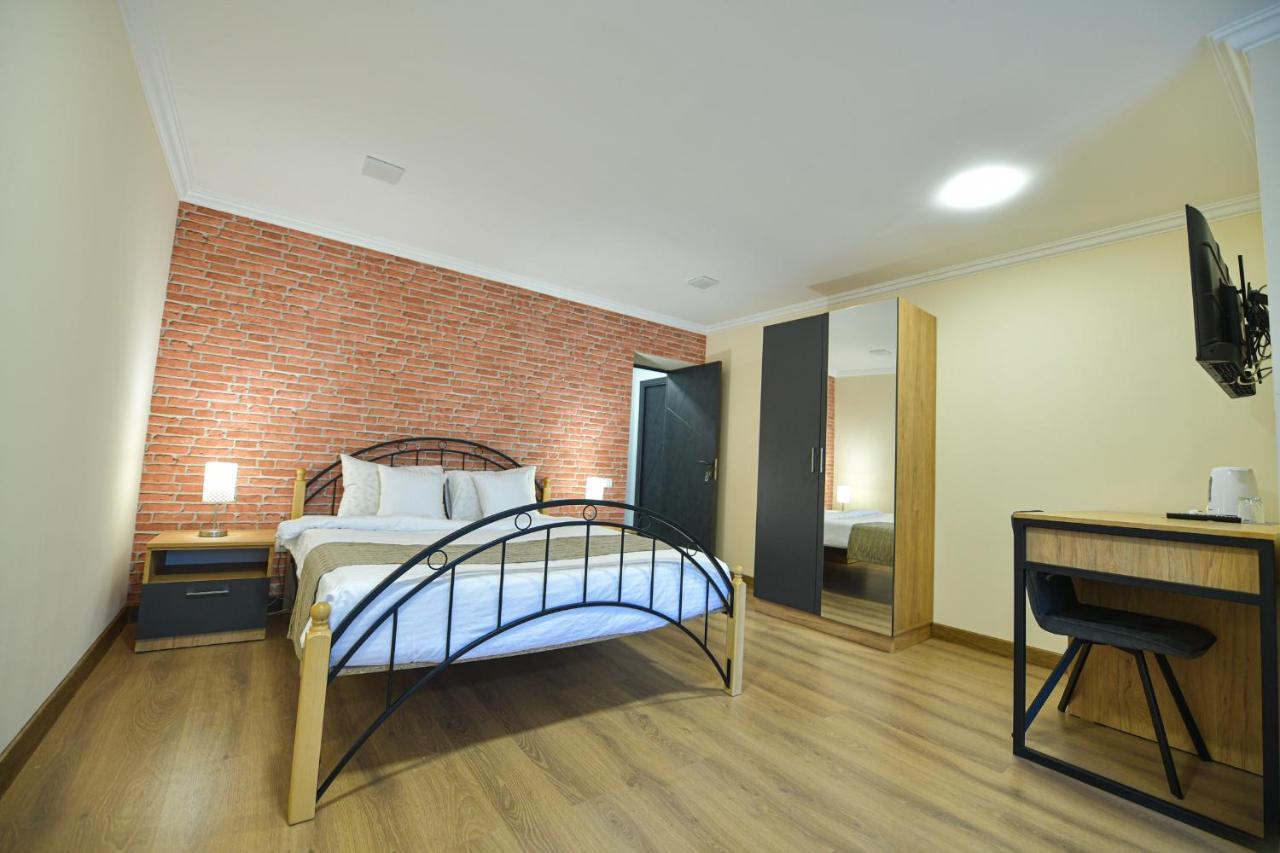 Madin Eco Hotel Debed Dış mekan fotoğraf
